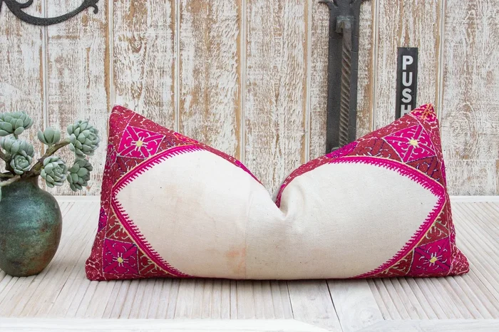 Antique Rajeshri Sindh Silk Pillow (Trade)