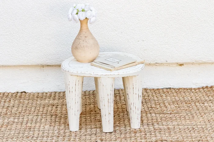 Farmhouse Style Whitewash Nupe Stool (Trade)