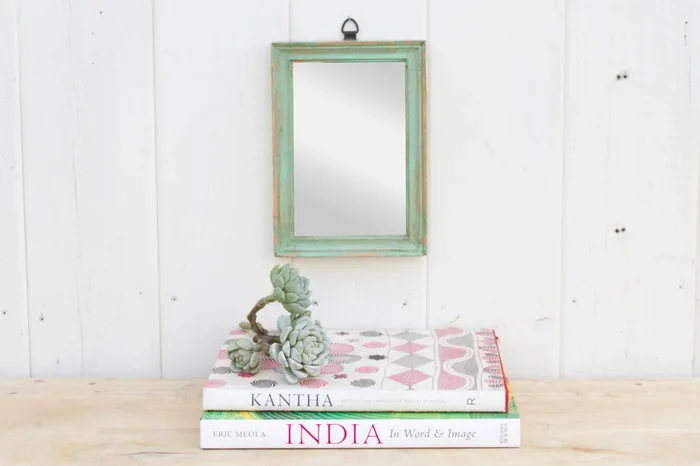 Moss Colonial Accent Mirror